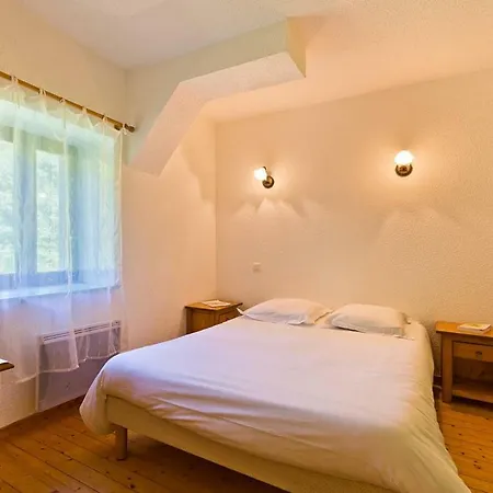 De La Moreno Hotel *